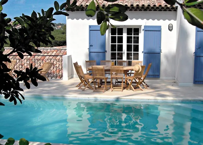 Lagrange Carre Beauchene Tatil parkı 3*